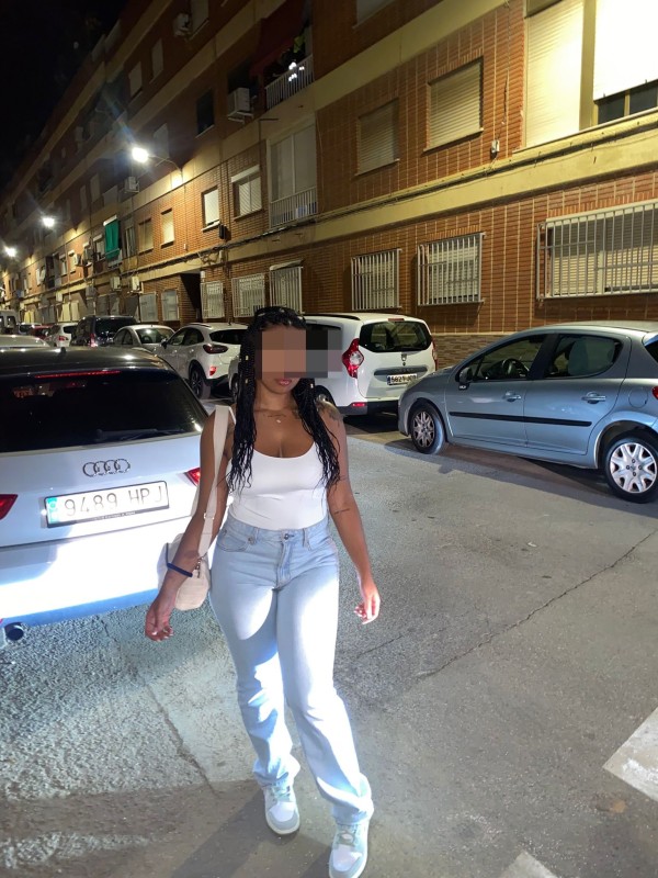 lina 19 años columbiana me encanta disfrutar