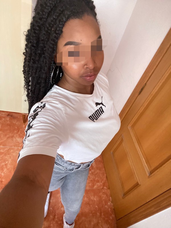 lina 19 años columbiana me encanta disfrutar