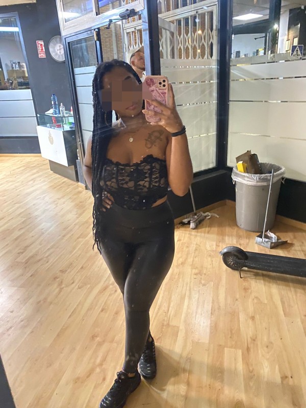 lina 19 años columbiana me encanta disfrutar