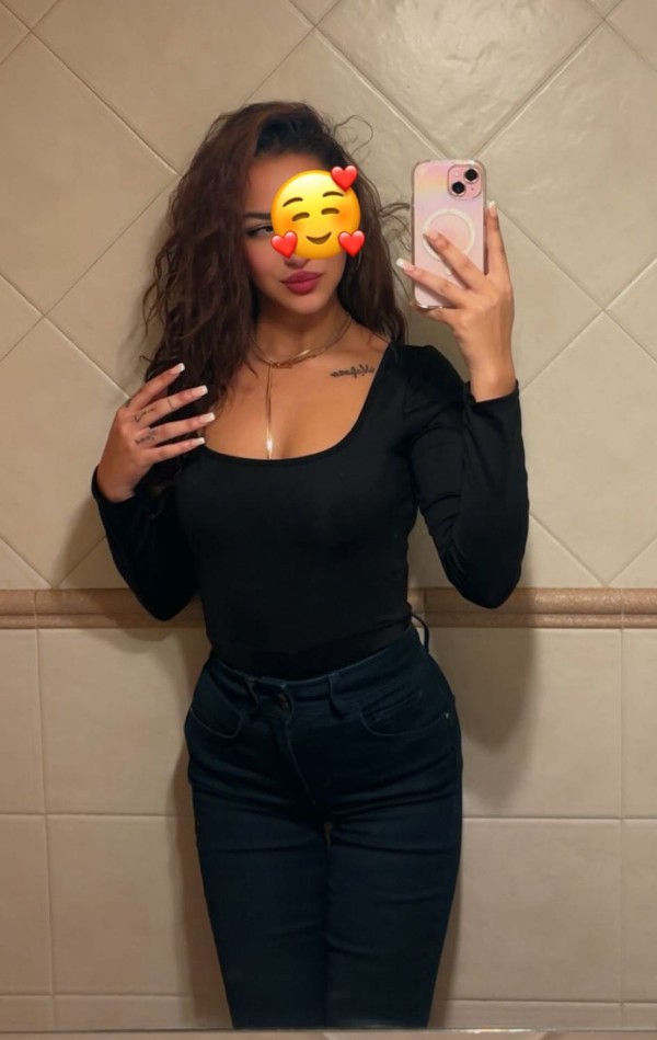 SIMPATICAS AMIGAS ESPAÑOLAS Y LATINAS TB SALIDAS