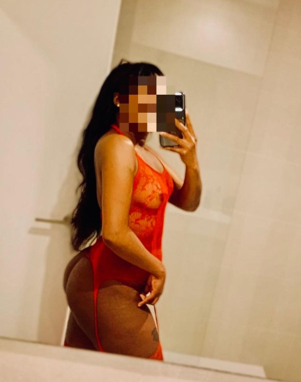 Sofia latina sensual exclusiva muy aridente novedad en villagarcia