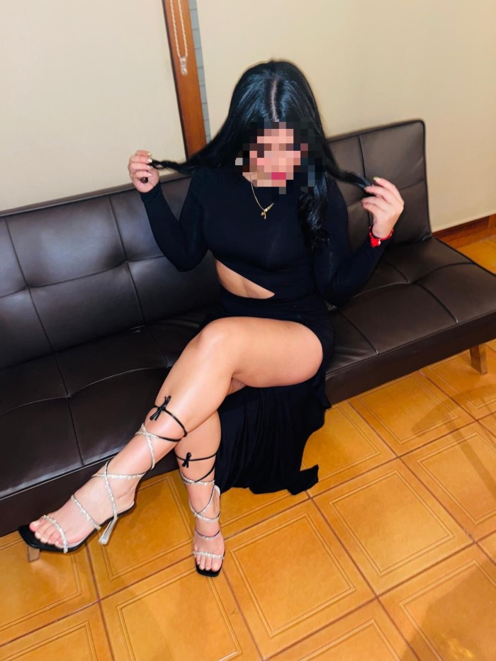 JOVENCITA CALIENTE MUY E IM PLICADA