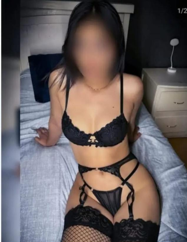 EN SEGOVIA…JOVENCITA ARDIENTE INSACIABLE FIESTER