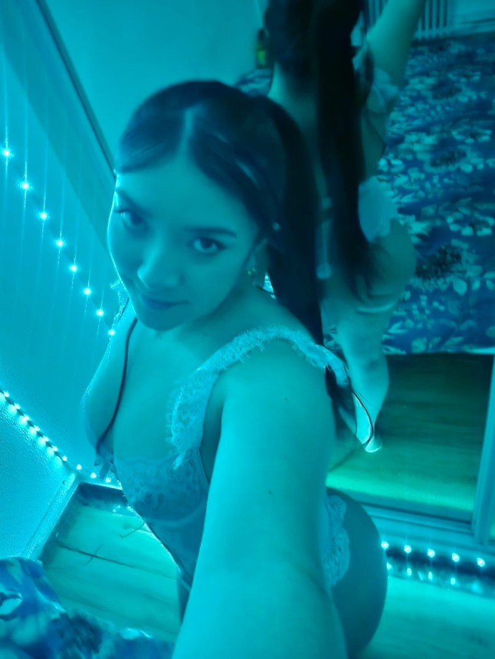 TRAVIESA PICARA PRECIOSA JOVENCITA DE TODO ME GUST