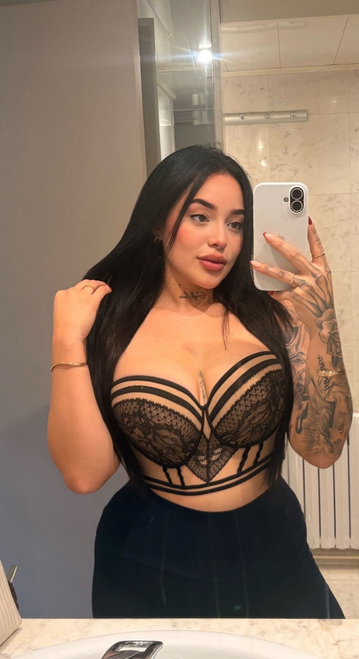 SALOME JOVENCITA SEXY CARIÑOSA GUAPA IMPLICADA EN CORUÑA