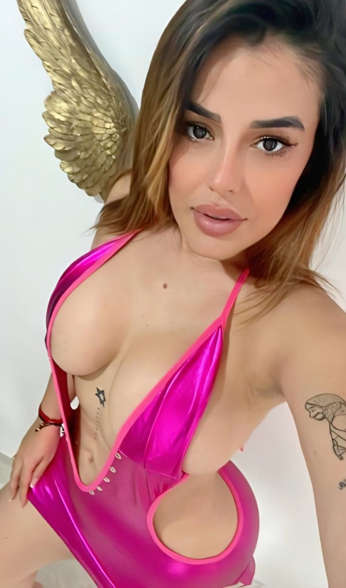 ALMA FIESTERA, MUY VICIOSA, LE ENCANTA TU POLLA