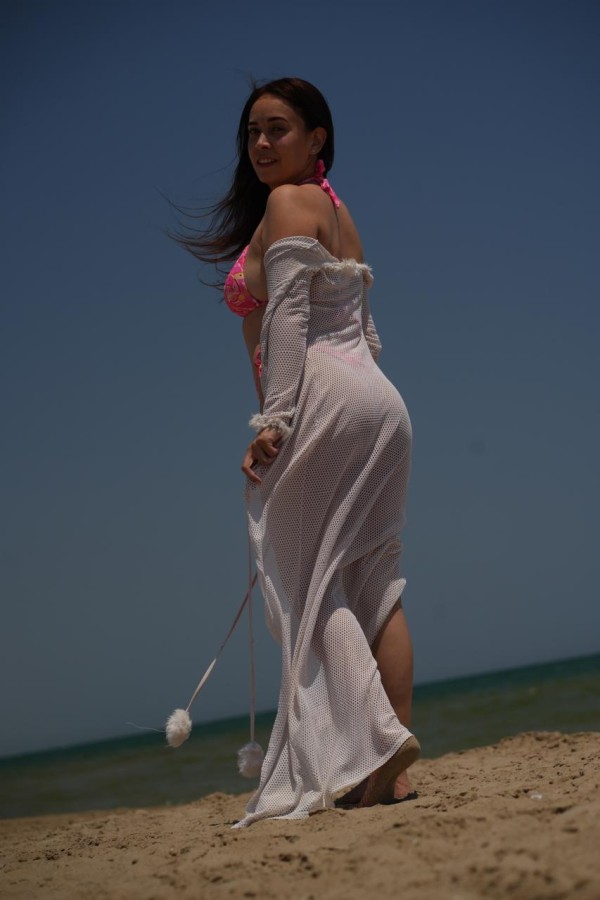 LATINA JOVENCITA CAMALEONICA PERFECTA ME ADAPTO CUALQUIER PLAN SALIDAS 24 H