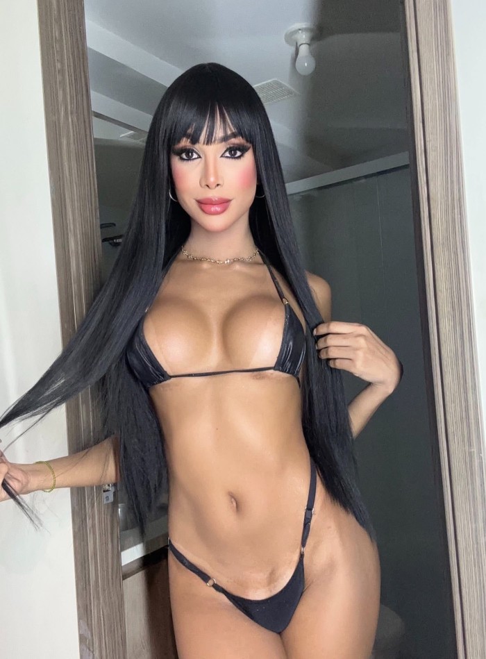 COLOMBIANA SUPER COMPLACIENTE Y MUY FIESTERA