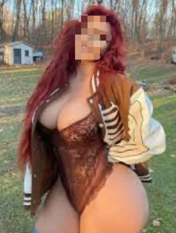 De paso por tu ciudad a complacerte en todas tu fantasías