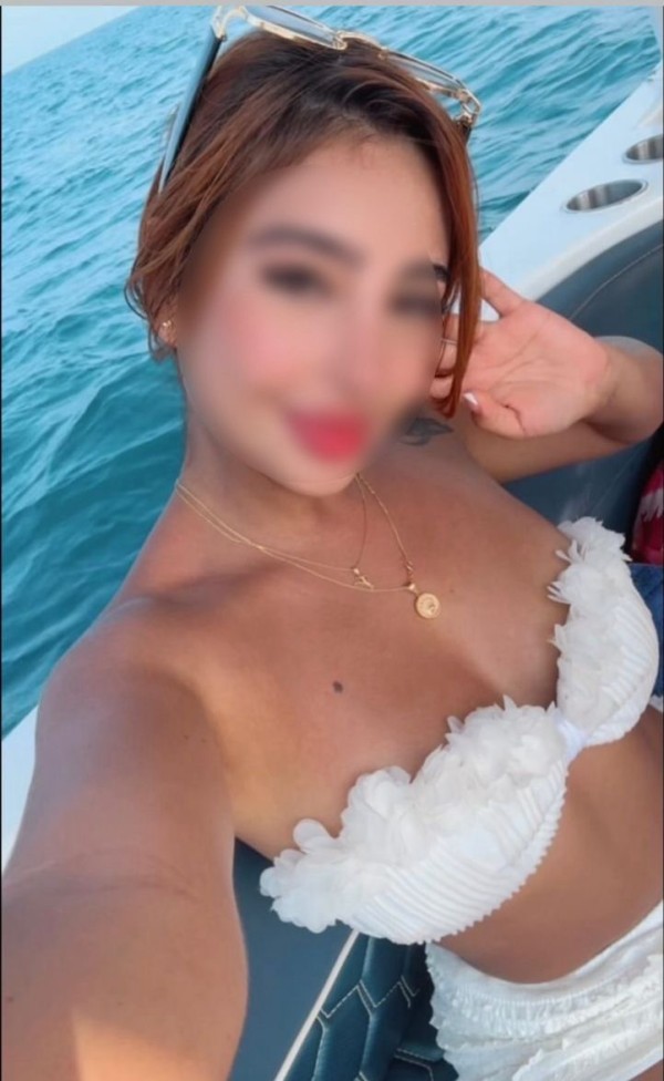 JULIANA 21 AÑITOS MUY ATRACTIVA Y ELEGANTE