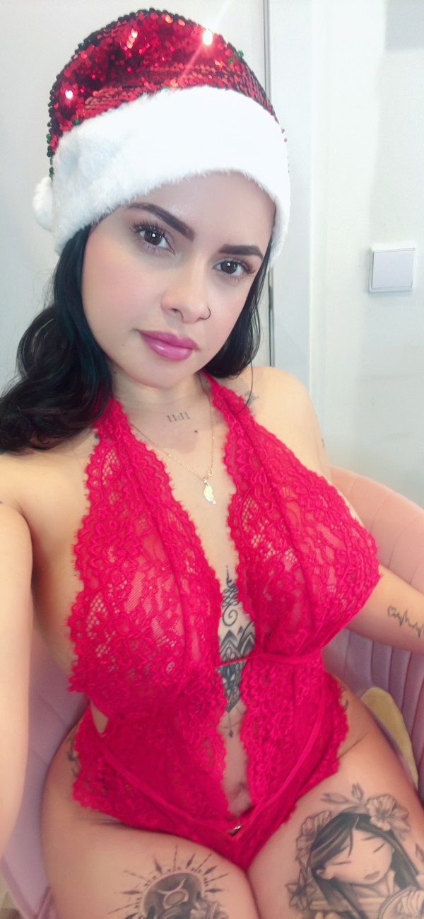 Harley hermosa latina real en Madrid