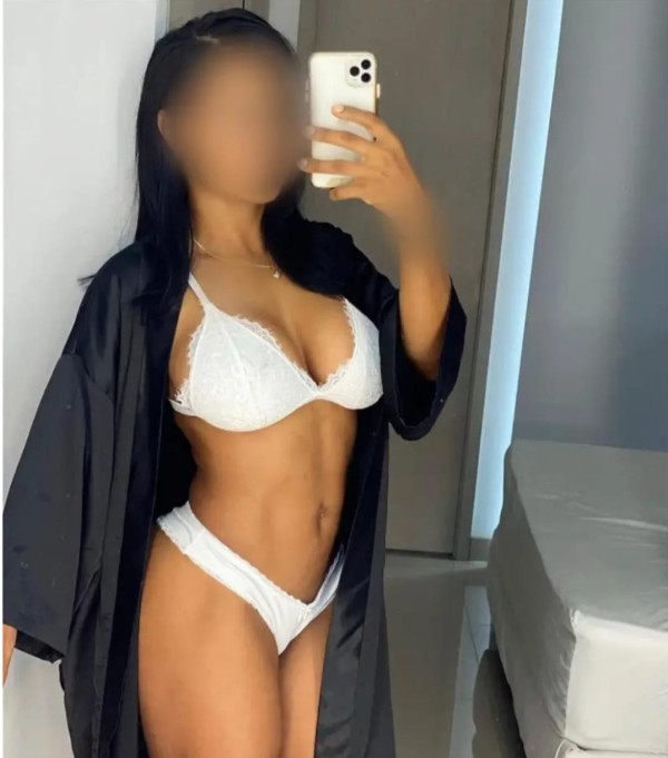 MULATA DELICIUS!  CARTAGENA!I Speak ENGLISH️SALIDA