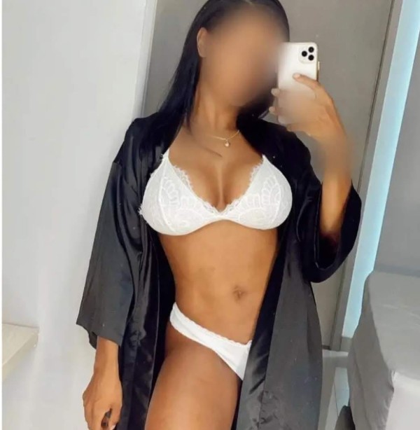 MULATA DELICIUS! CARTAGENA!I Speak ENGLISH️SALIDA