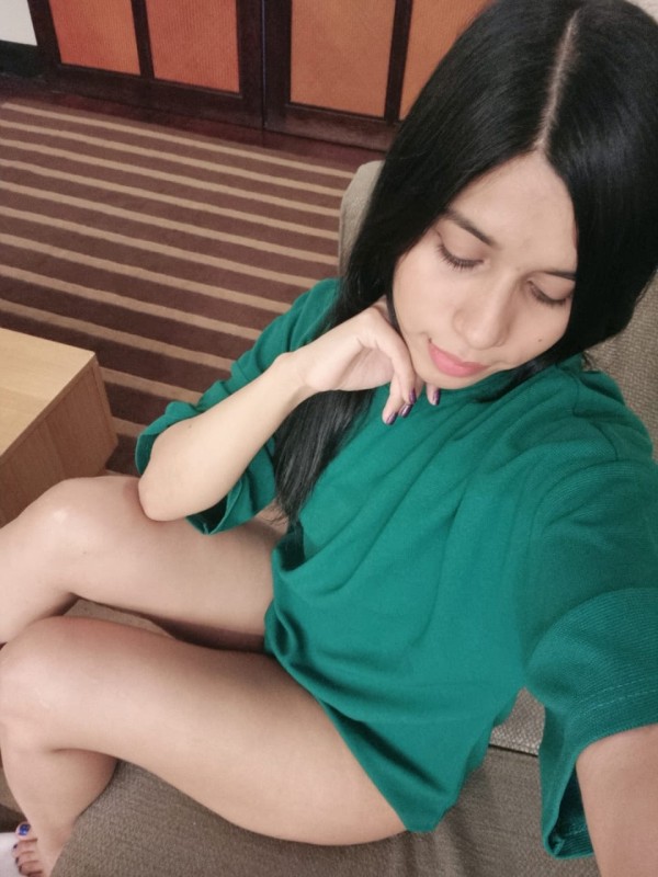 ABRIL TU COMPAÑIA IDEAL EN SALOU