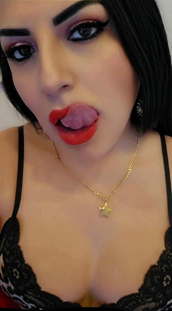 JASMINE VERY LOVELY AND SEXY HOT LATINA