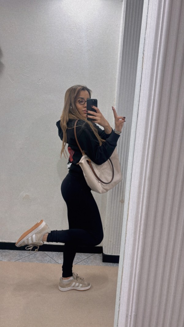 Caroline independiente recién llegada