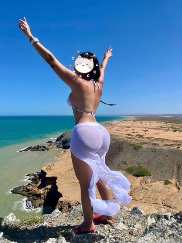 COLOMBIANA GUAPA