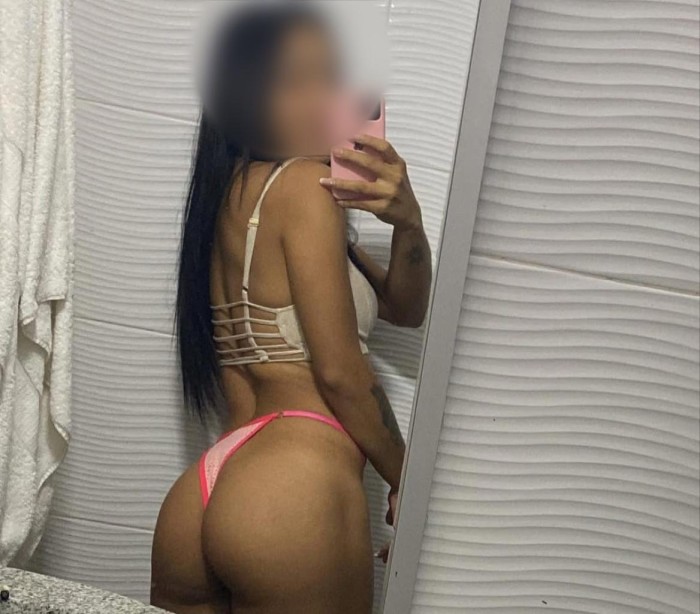 Colombiana muy bonita y entregada