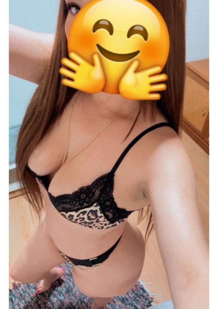 LATINA GUAPÍSIMA DE PASO POR TU CIUDAD 24H