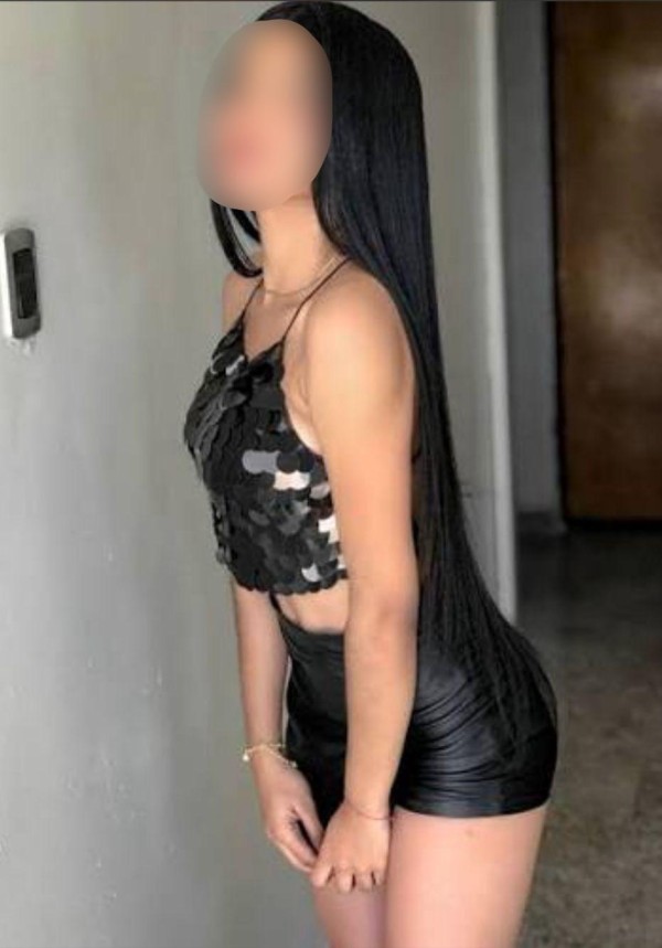 LUZ 25 años, DULCE, DELICADA y muy SENSUAL