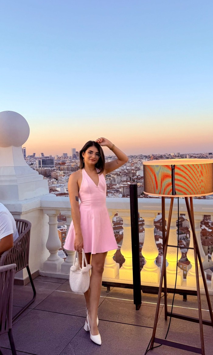 CANDENTE LATINA SEXY Y DIVERTIDA … VIA JULIA