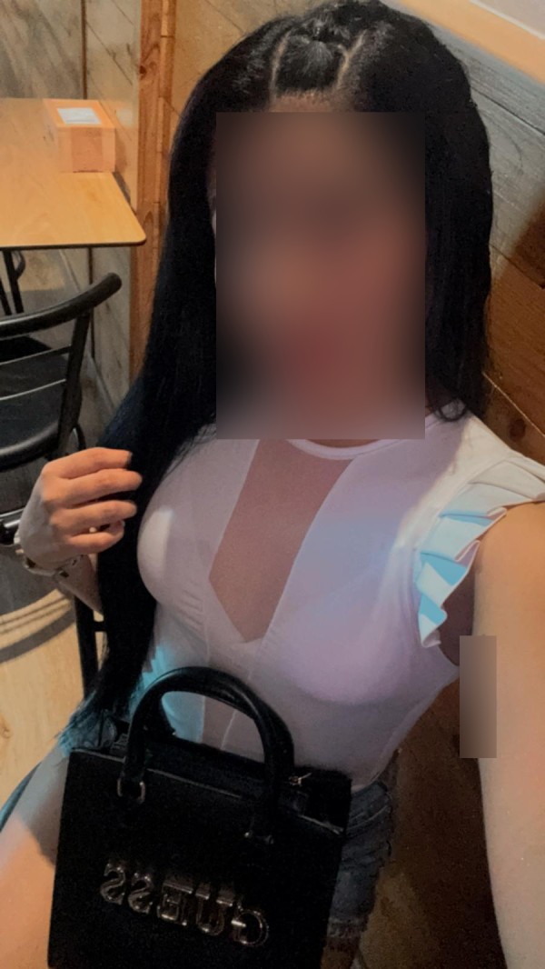 SOFIA.. CHICA GUAY.. CON SITIO Y SALIDAS