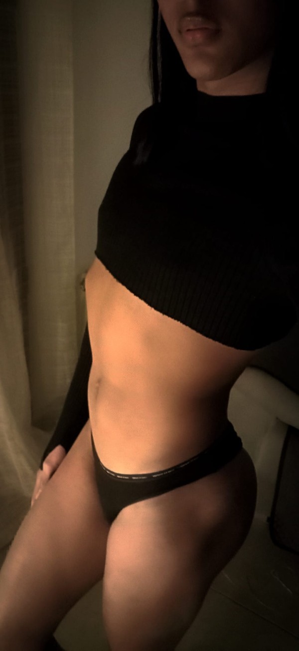 ABRE TU CULITO Y GOZA DE PLACER JUNTO A MI