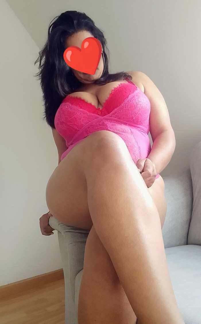 Masaje erótico con final feliz griego profundo