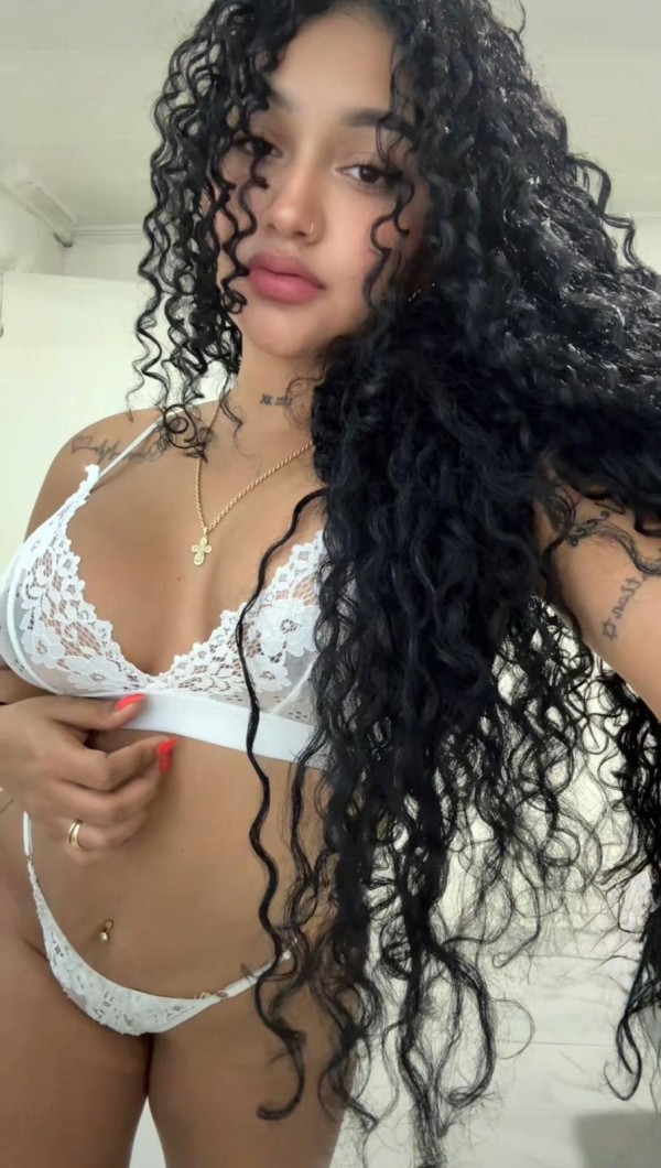 AMIGUITAS COLOMBIANAS CACHONDAS ADICTIVAS AL SEXO