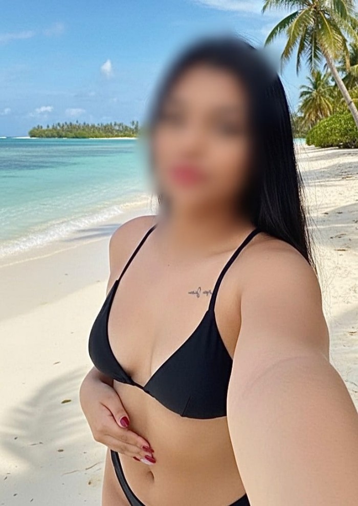 Hermosa y cachonda morbosa latina