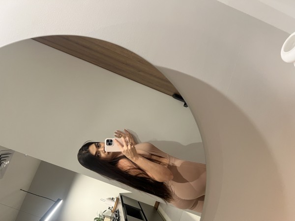 CLOE LA REINA DE LA FIESTA MAS ATREVIDA