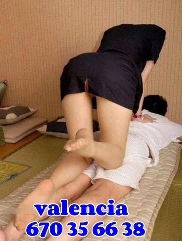 Asiáticas jovencitas delgada bajita cariñosa TODOS