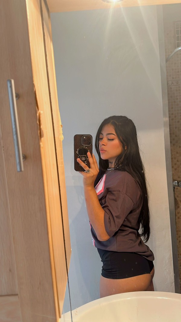 ,LATINA , CALIENTE Y FOGOSA DISPONIBLE 24HS en las PALMAS