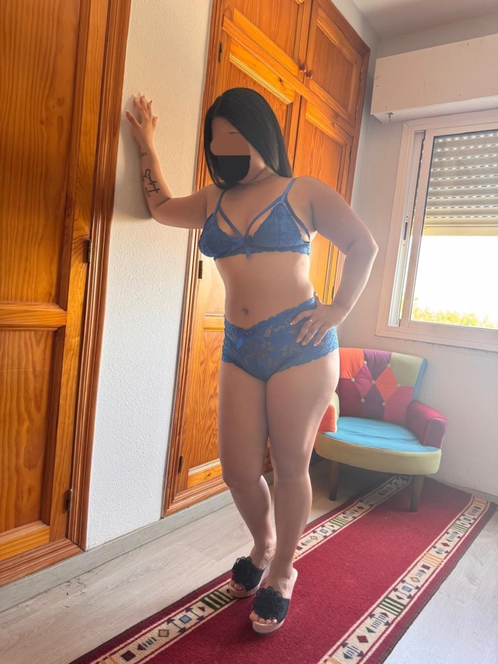 Jovencita dispuesta a darte mucho amor