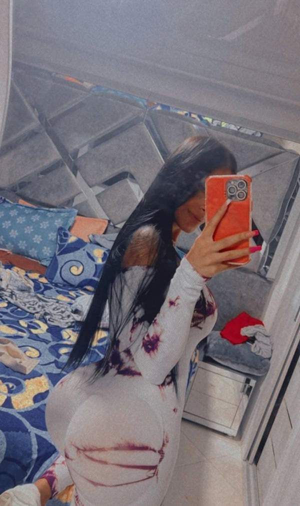 COLOOMBIANA MUYYY FIESTERA