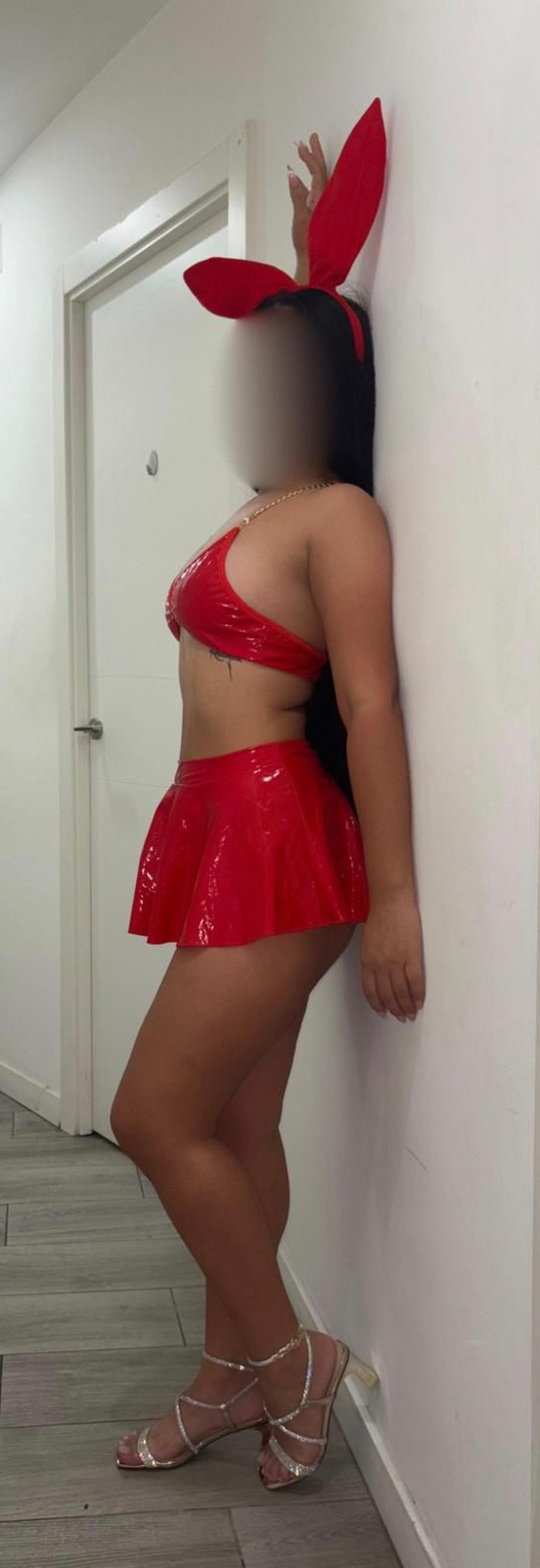 QUIERO COMPLACERTE DE PRINCIPIO A FIN CON MI CUERP