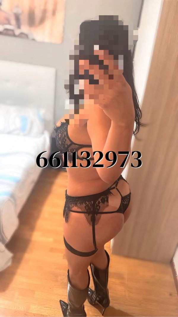 JOVENCITA ELEGANTE TAMBIÉN PARA PAREJAS Y MAYORES