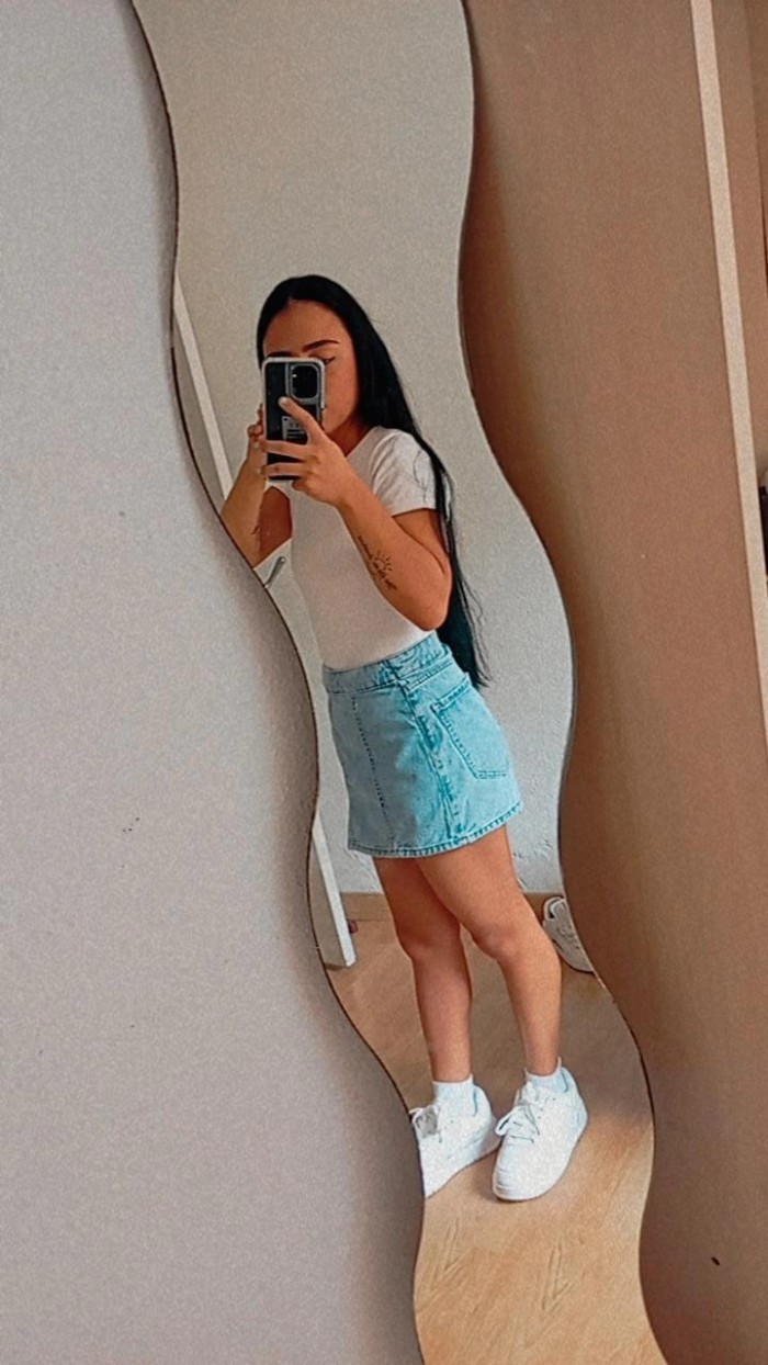 EXQUISITA MAMADA ; GARGANTA PROFUNDA