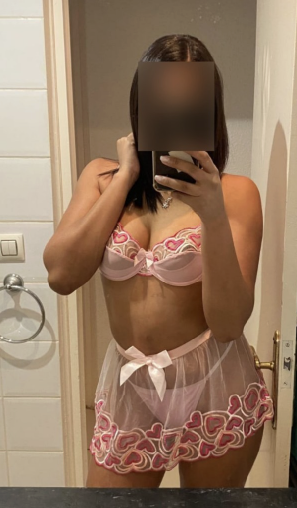 LATINA COMPLACIENTE Y EXPERTA EN DARTE PLACER ¡SUPER NOVEDAD!