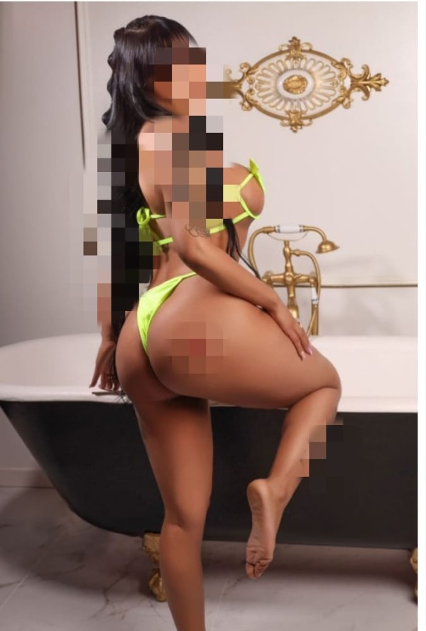 AUTENTICA BELLEZA, MUY DULCE. NOVEDAD LEON