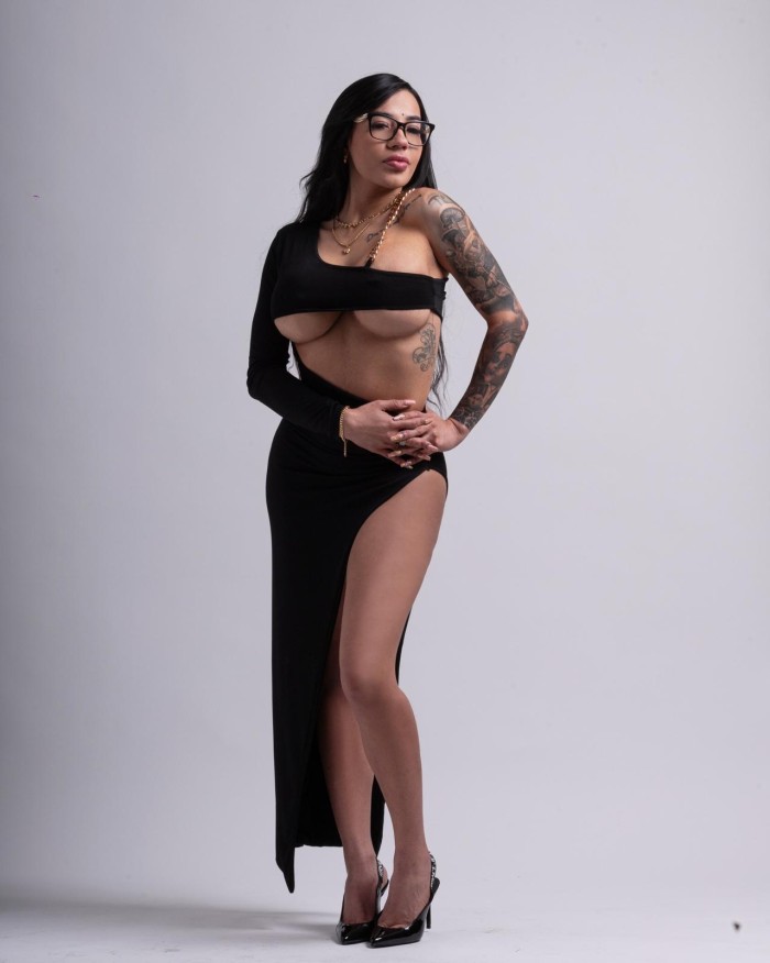 LA COMPLICIDAD QUE ENCENDERÁ TU NOCHE 633143712