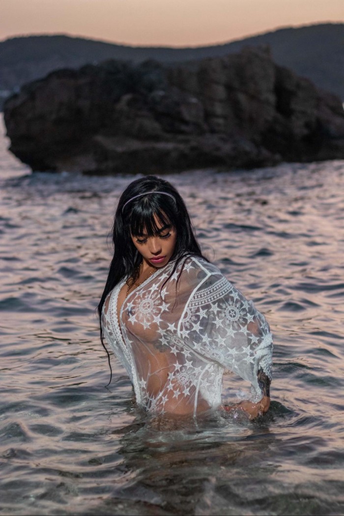 LA COMPLICIDAD QUE ENCENDERÁ TU NOCHE 633143712