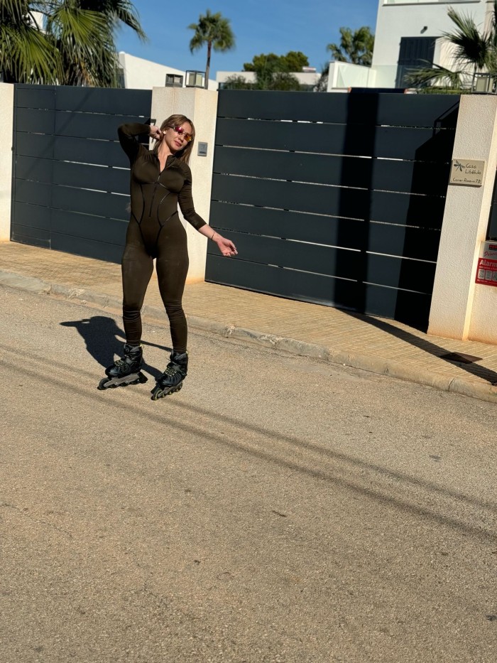 Impresionante rubia de lujo en Mallorca