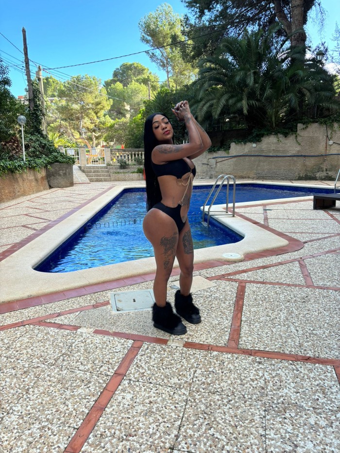 EN PORTO CRISTO SEXO FIESTA A TOPE NOVEDAD