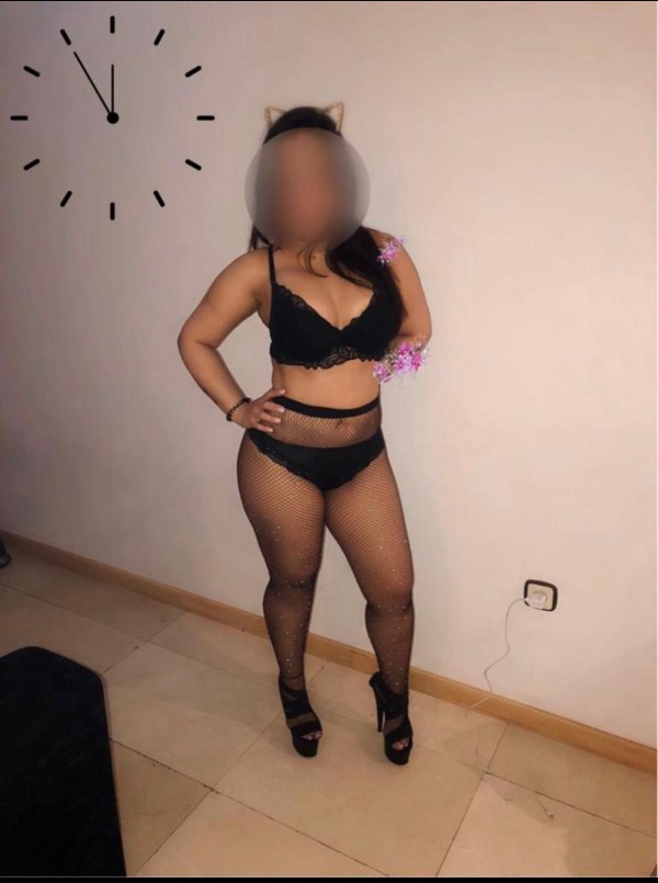 LAURA CANARIA NOVEDAD EN LUGO