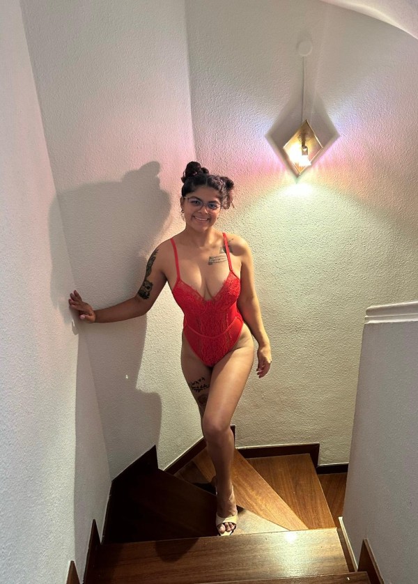 Mia escorts en sabinillas manilva