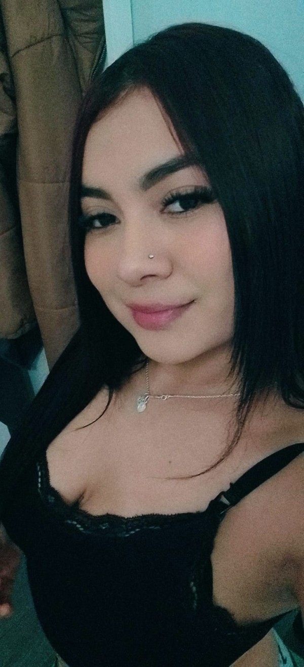 TETONA TRAVIESA Y CALIENTE  21 AÑOS