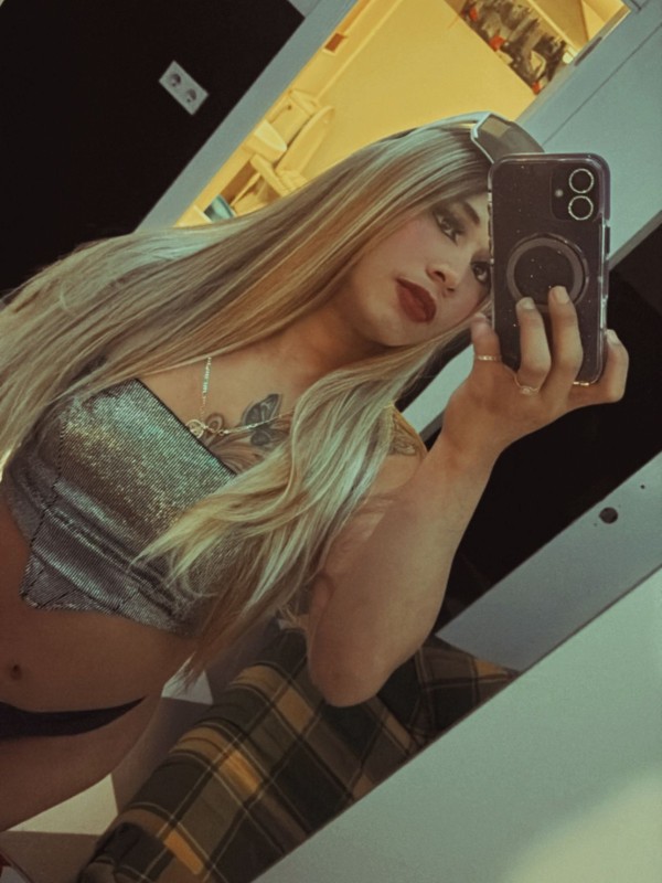 DAYANITA RODRÍGUEZ TRANS DIVERTIDA Y CARIÑOSA