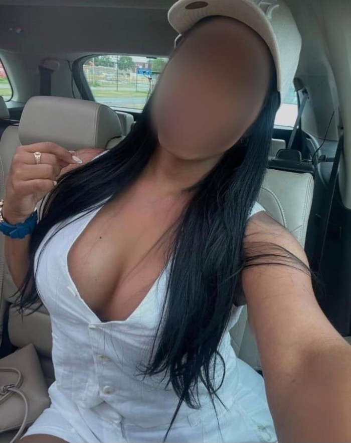 MI PIEL ARDE DE PLACER DESEO SEXO A TOPE