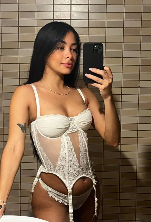 PATY. SOY UNA ADICTA AL SEXO Y QUIERO FOLLAR SIN PARAR